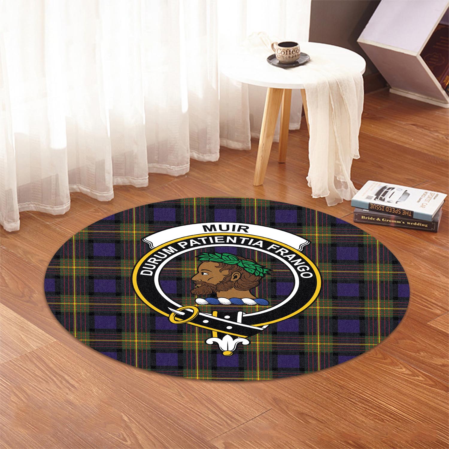 muir-tartan-round-rug-with-family-crest