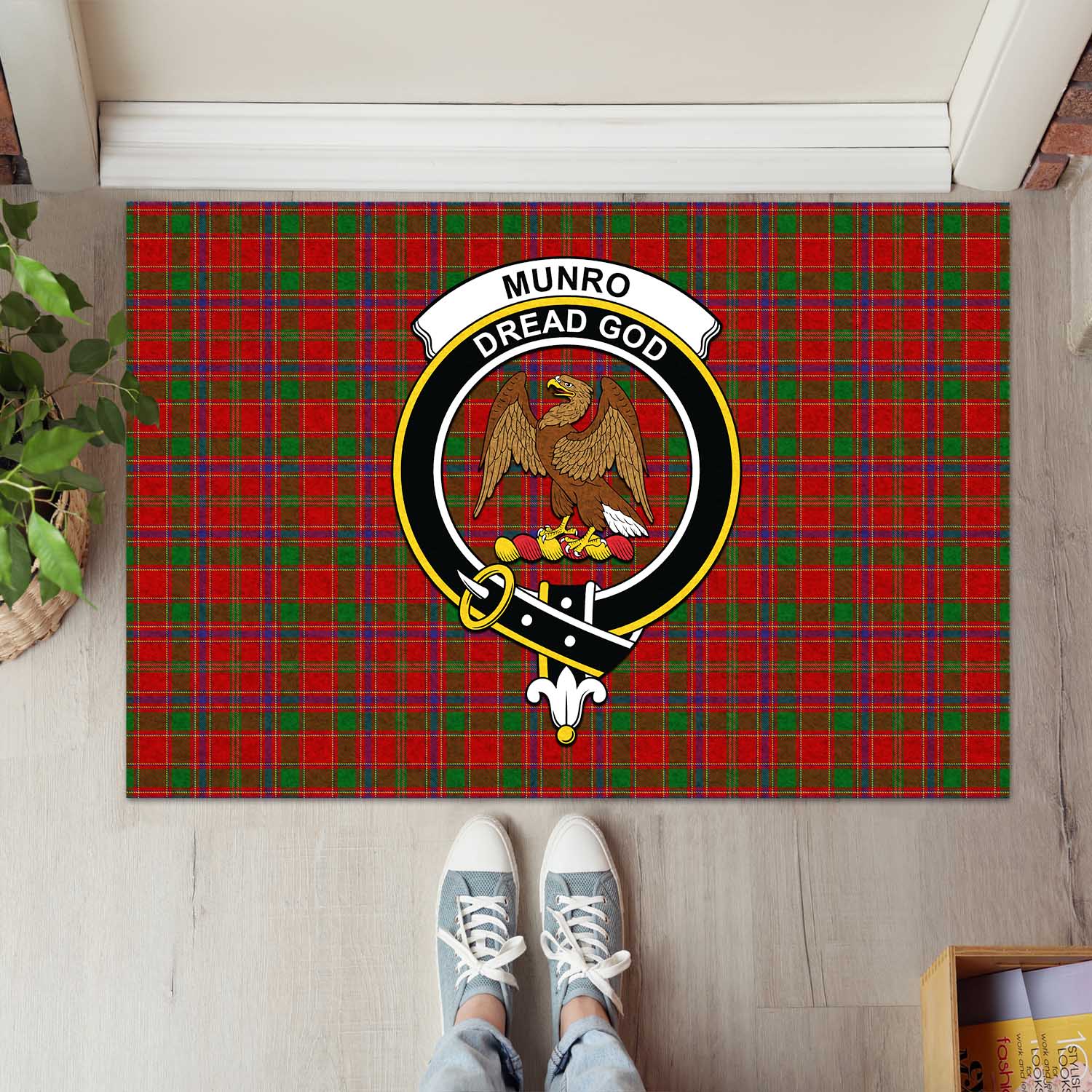 Munro (Monroe) Tartan Rubber Doormat with Family Crest L 60*90cm - Tartan Vibes Clothing