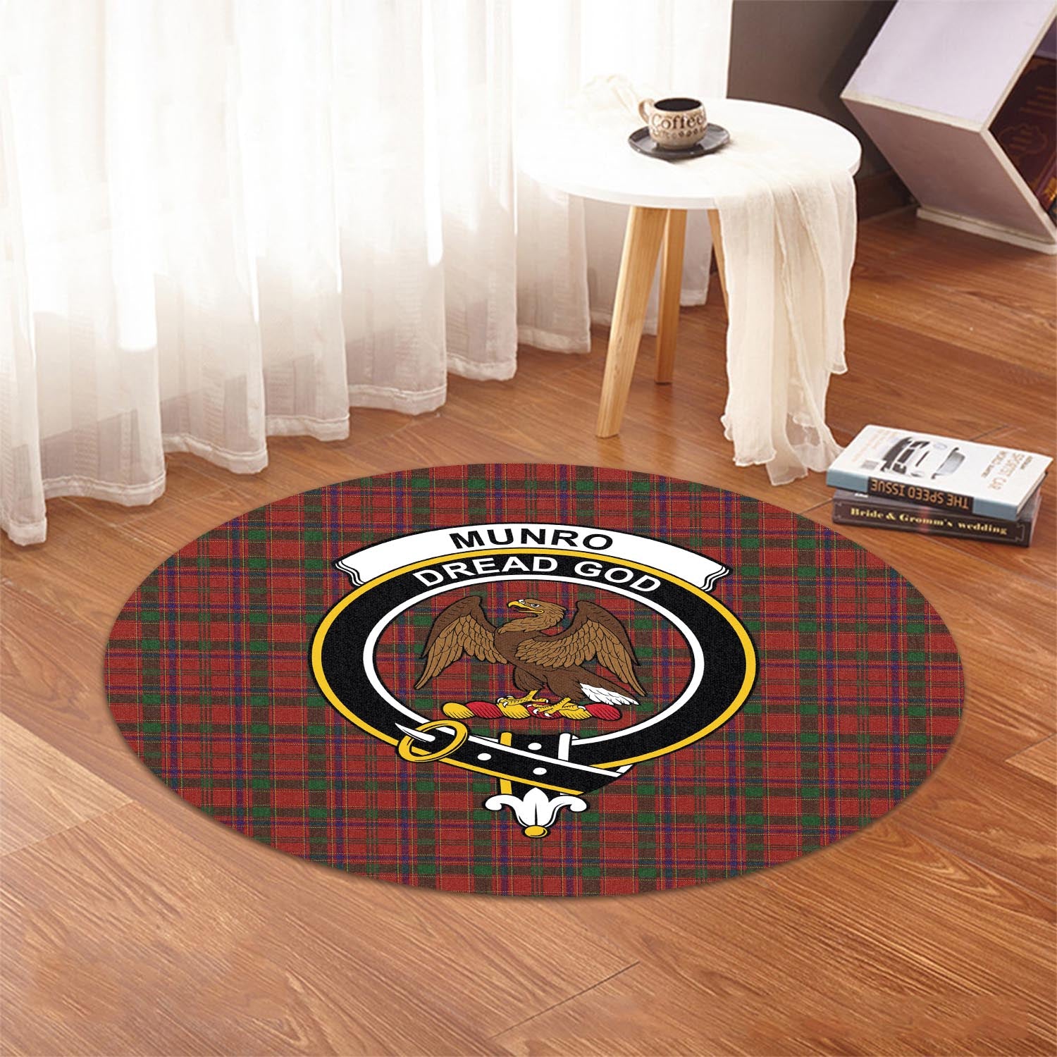 munro-tartan-round-rug-with-family-crest