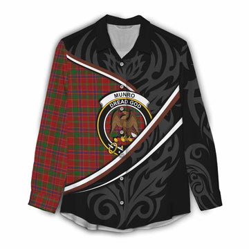 Munro (Monroe) Tartan Family Crest Women Casual Shirt Celtic Scottish Thistle Floral