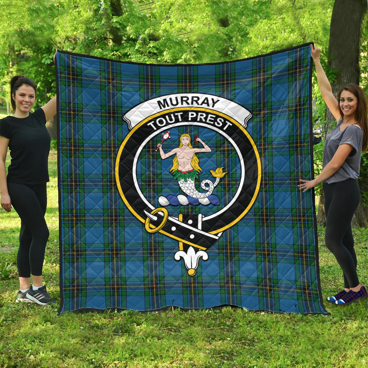 murray-of-elibank-tartan-quilt-with-family-crest
