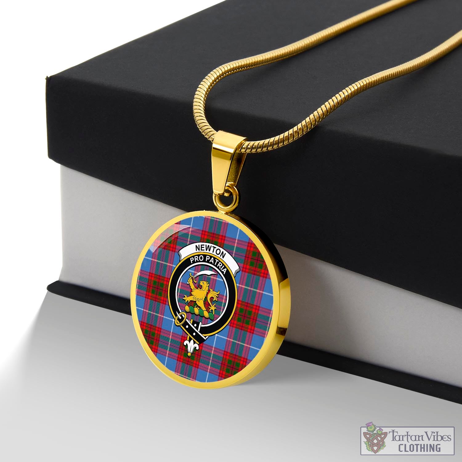 Newton Tartan Circle Necklace with Family Crest Luxury Necklace (Gold) No - Tartan Vibes Clothing