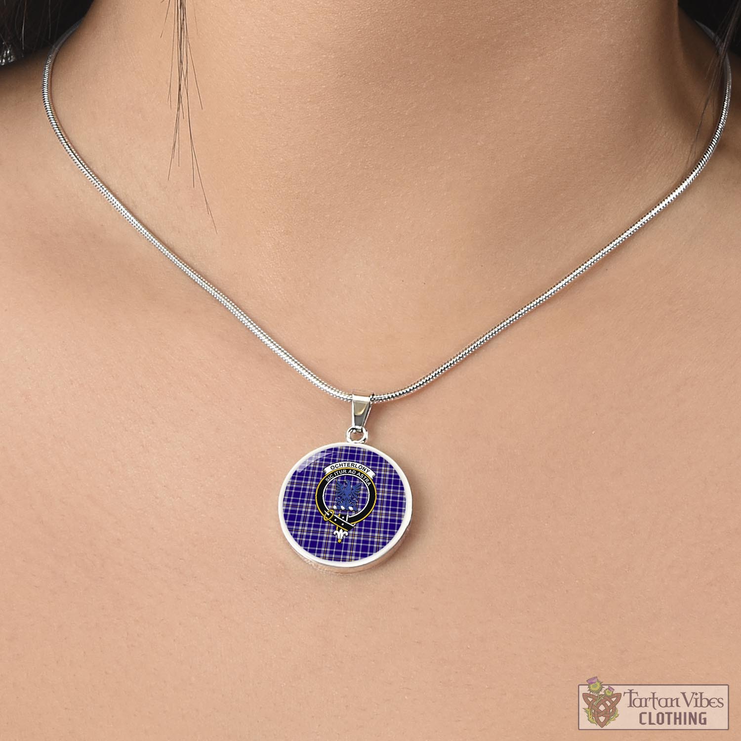 Ochterlony Tartan Circle Necklace with Family Crest - Tartan Vibes Clothing
