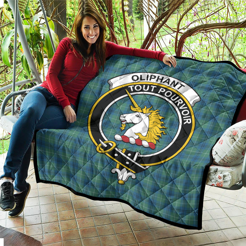 oliphant-ancient-tartan-quilt-with-family-crest
