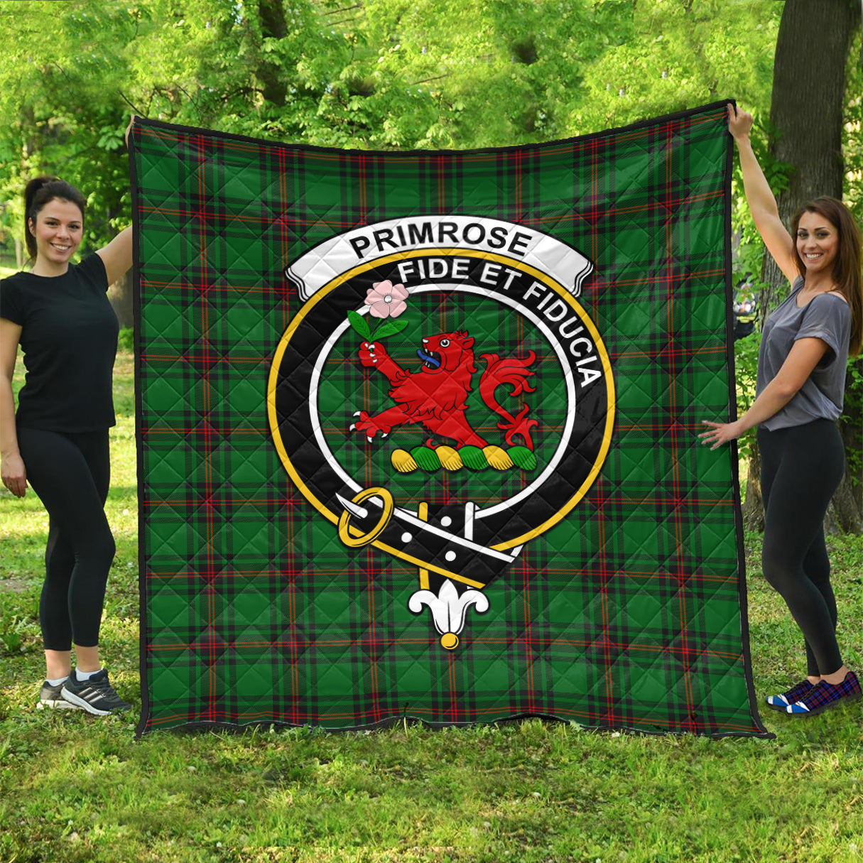 primrose-tartan-quilt-with-family-crest
