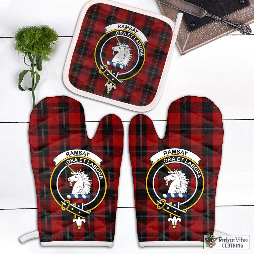 Ramsay Tartan Combo Oven Mitt & Pot-Holder with Family Crest Combo 1 Oven Mitt & 1 Pot-Holder White - Tartan Vibes Clothing