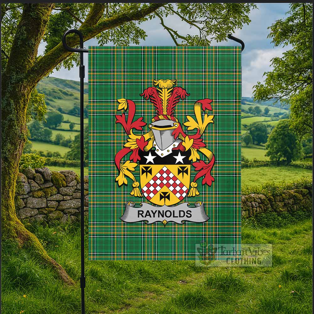 Raynolds Irish Clan Tartan Flag with Coat of Arms