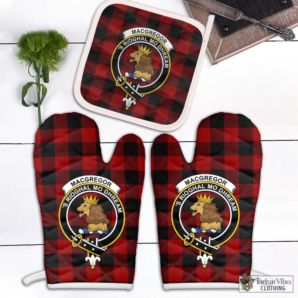 Rob Roy Macgregor Tartan Combo Oven Mitt & Pot-Holder with Family Crest Combo 2 Oven Mitt & 1 Pot-Holder Black - Tartan Vibes Clothing