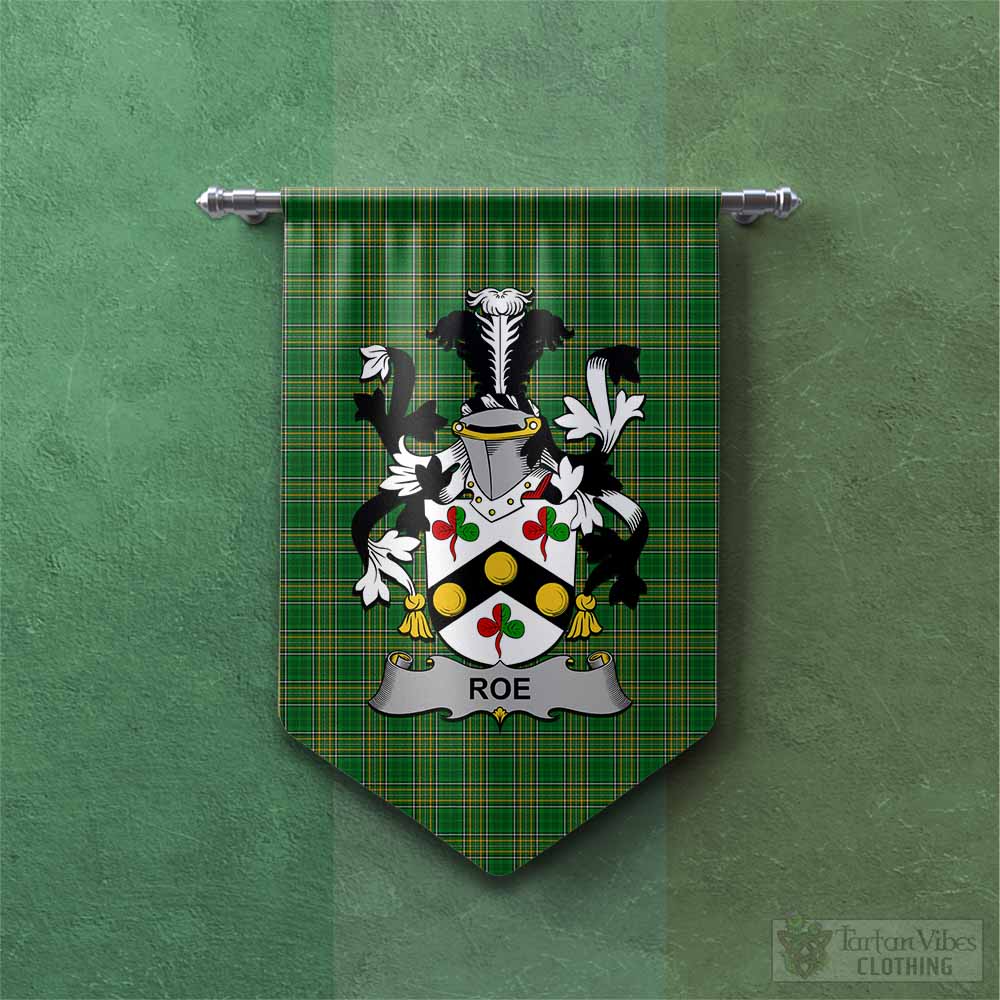 Tartan Vibes Clothing Roe Irish Clan Tartan Gonfalon, Tartan Banner with Coat of Arms