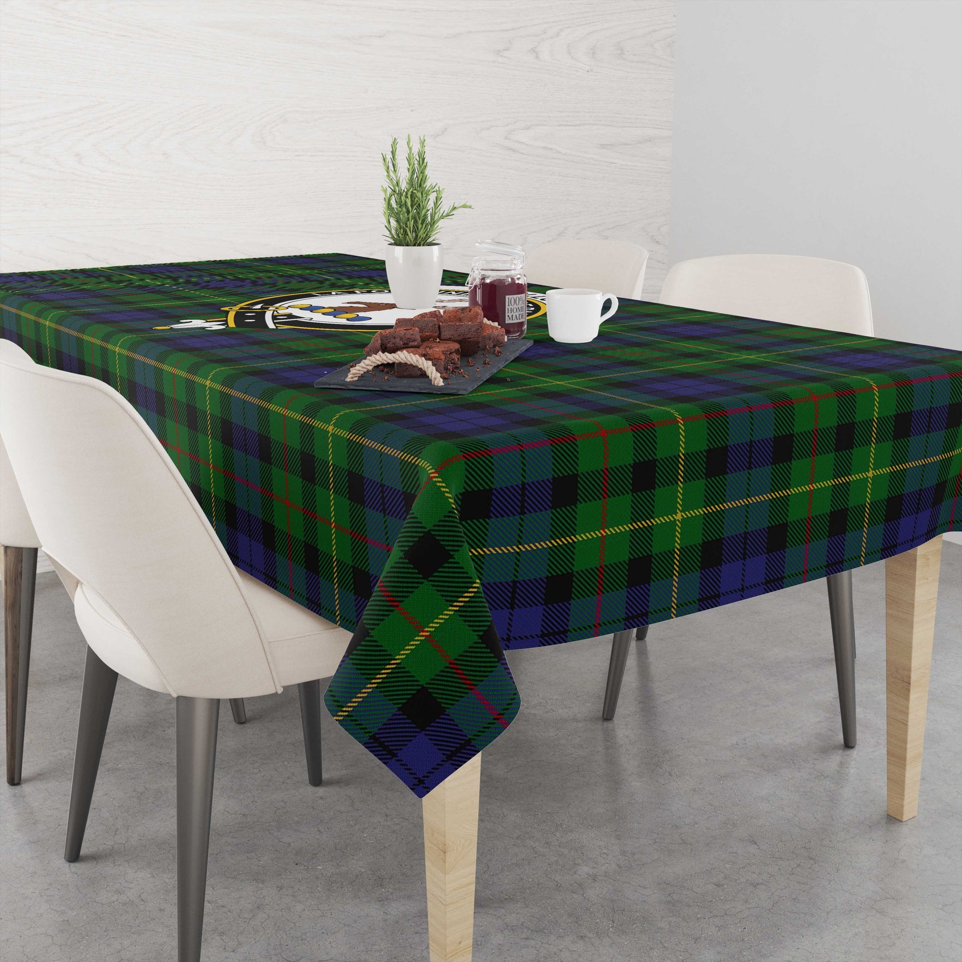 rollo-tatan-tablecloth-with-family-crest