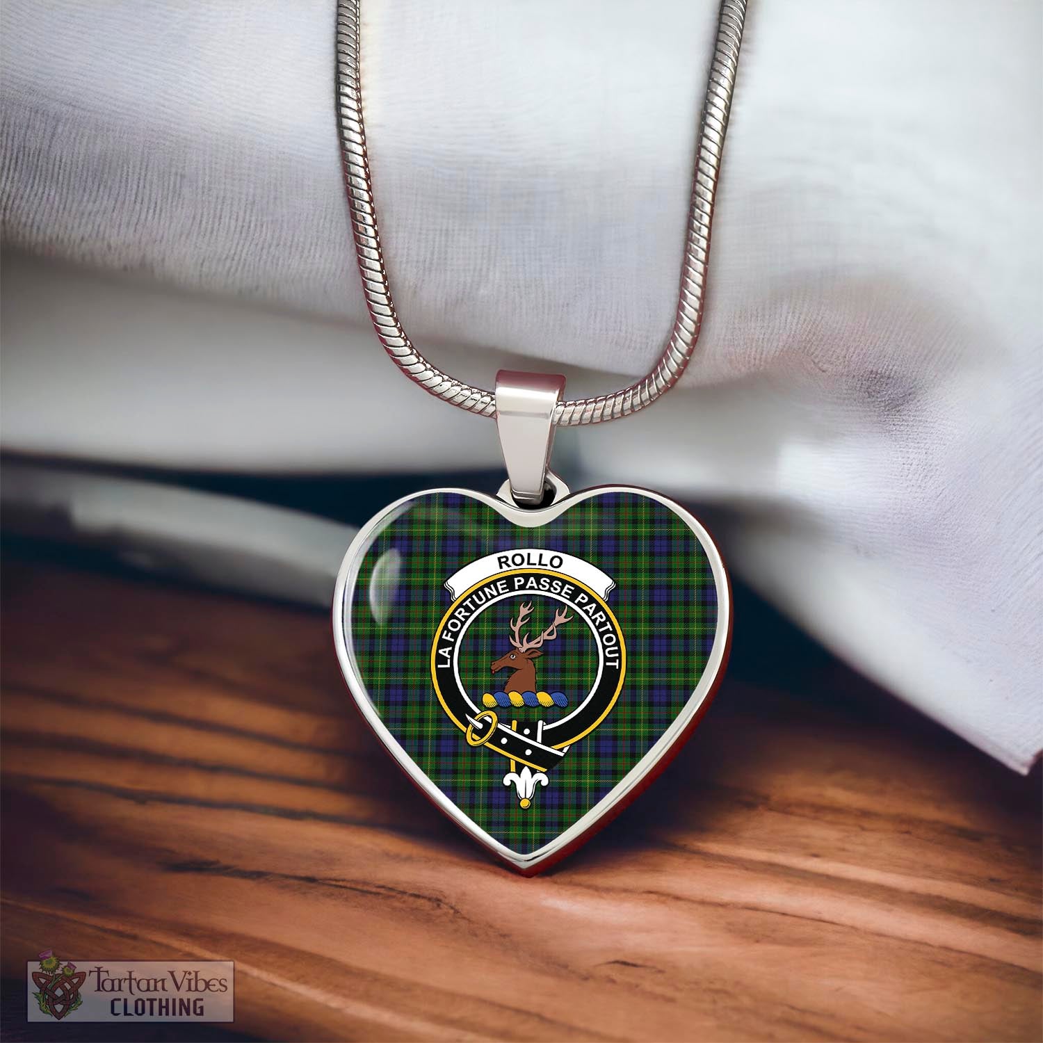 Tartan Vibes Clothing Rollo Tartan Heart Necklace with Family Crest