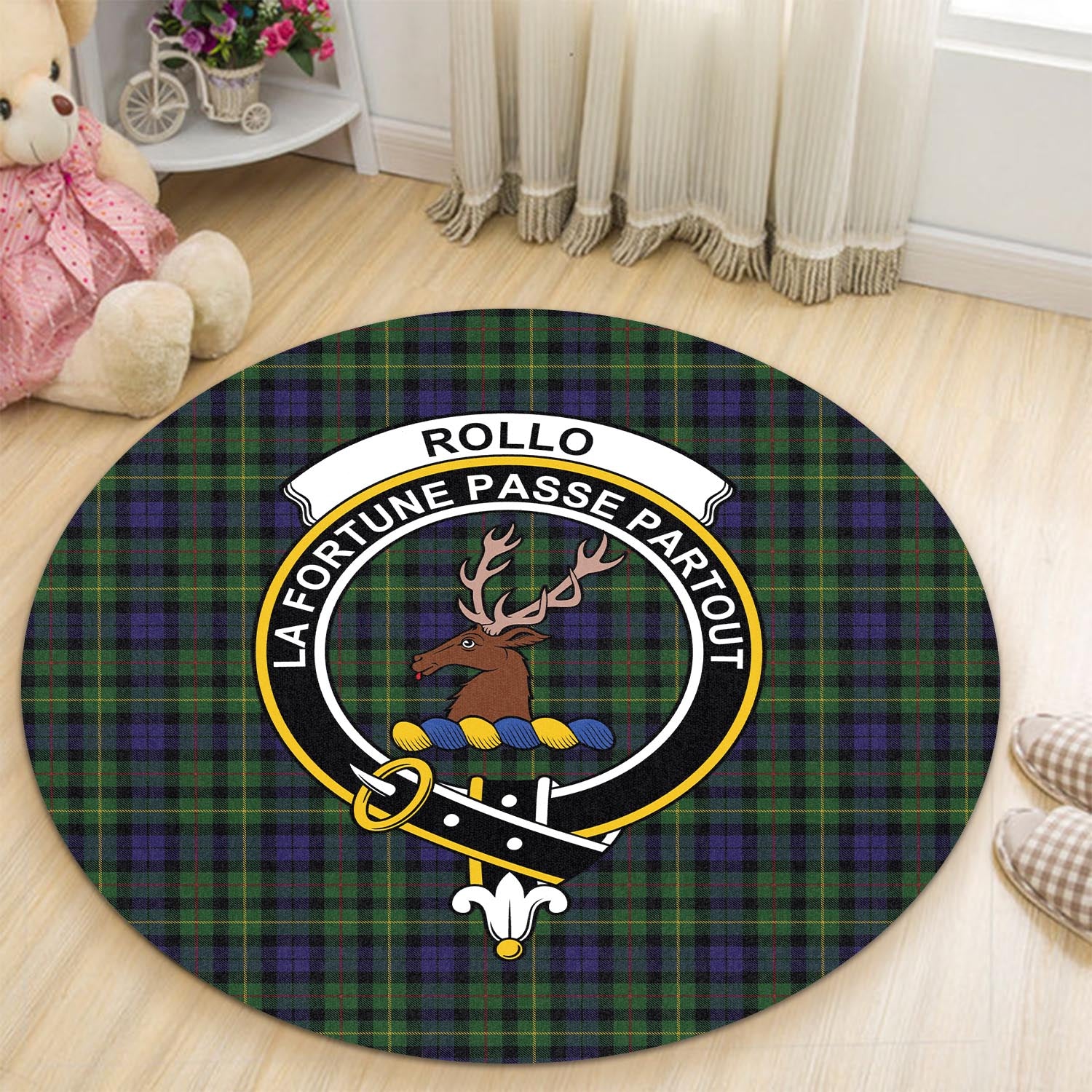 rollo-tartan-round-rug-with-family-crest