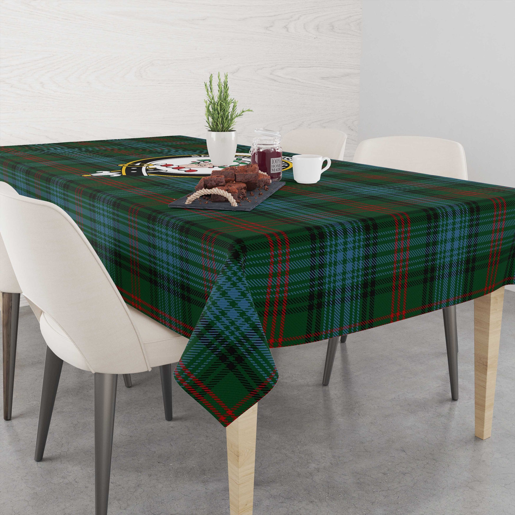 ross-hunting-tatan-tablecloth-with-family-crest