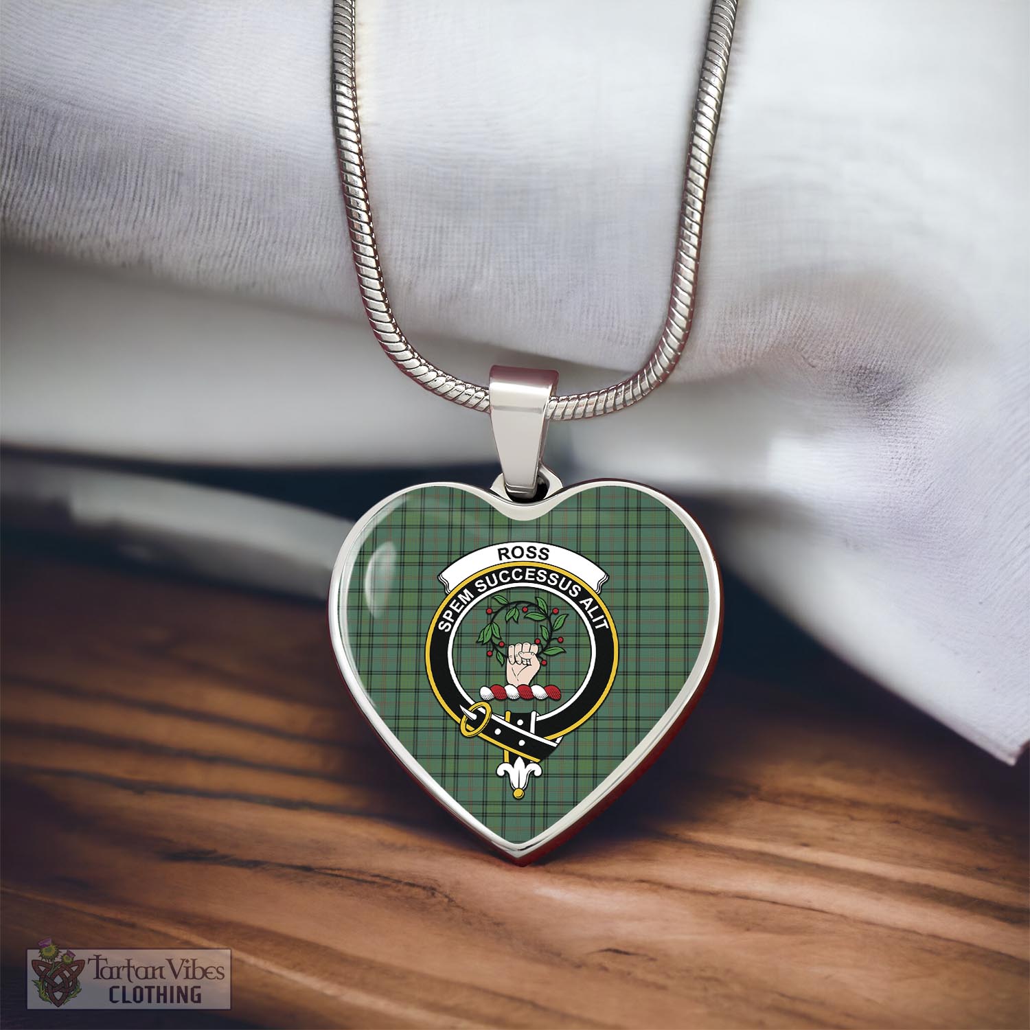 Tartan Vibes Clothing Ross Hunting Ancient Tartan Heart Necklace with Family Crest
