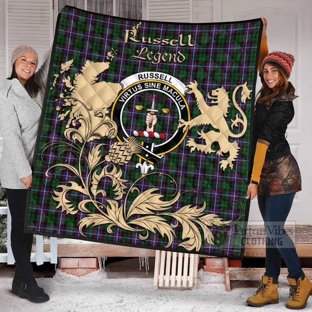 Tartan Vibes Clothing Russell Tartan Quilt with Family Crest and Scottish Symbol Style