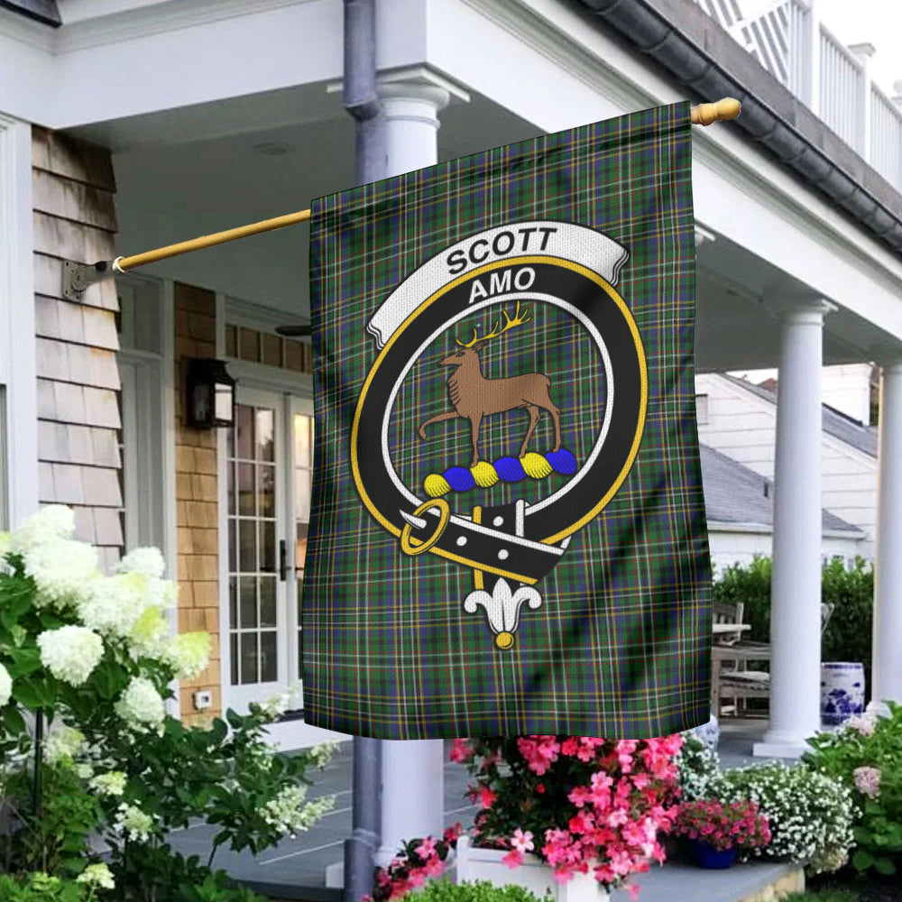scott-green-tartan-flag-with-family-crest
