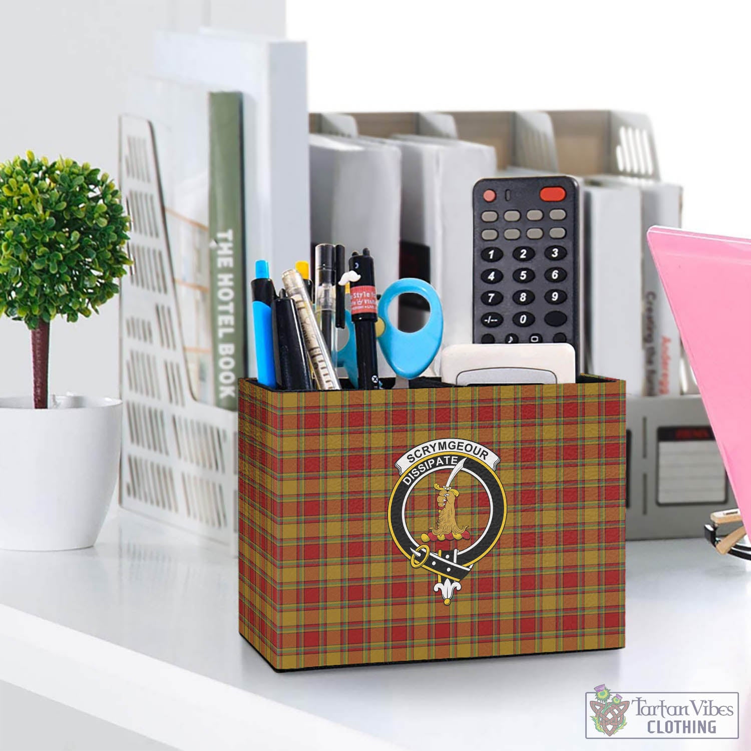 Scrymgeour Tartan Pen Holder with Family Crest One Size 5.9"(L)*2.7"(W)*4.3"(H) - Tartan Vibes Clothing