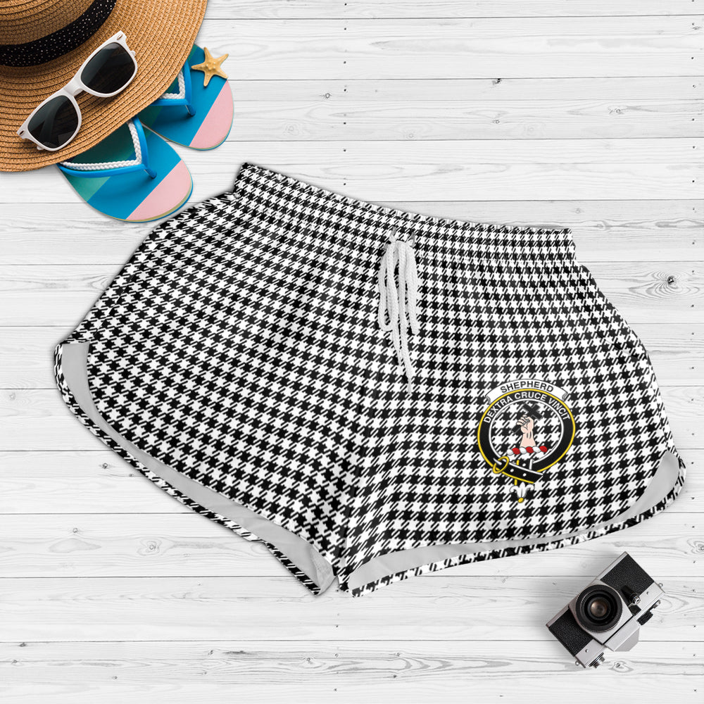 shepherd-tartan-womens-shorts-with-family-crest
