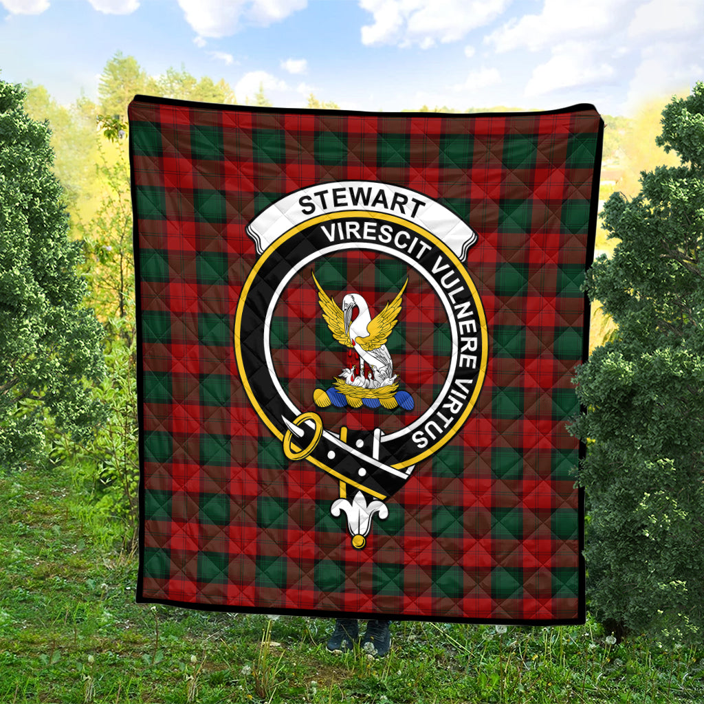 stewart-of-atholl-tartan-quilt-with-family-crest