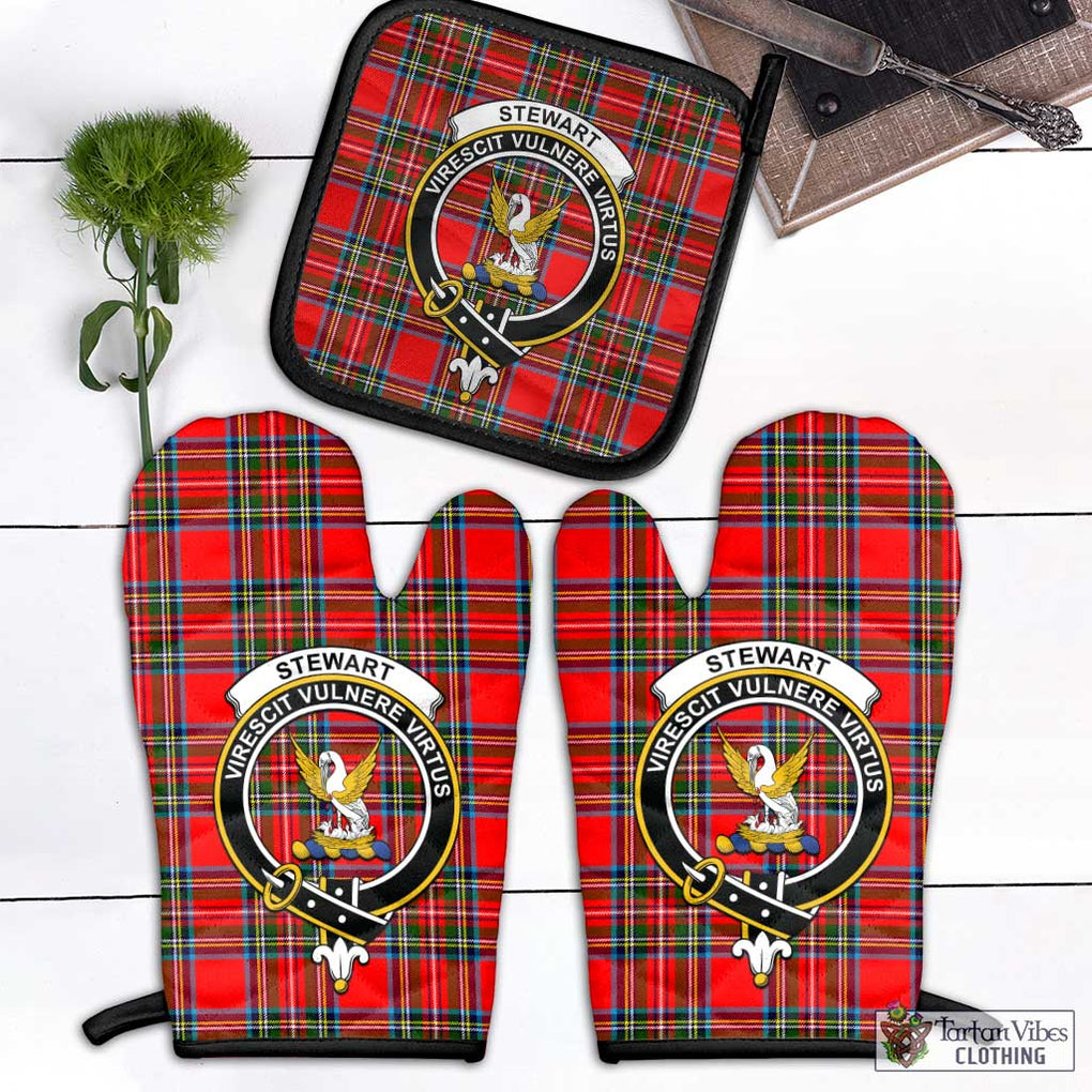 Stewart (Stuart) Tartan Combo Oven Mitt & Pot-Holder with Family Crest Combo 1 Oven Mitt & 1 Pot-Holder Black - Tartan Vibes Clothing
