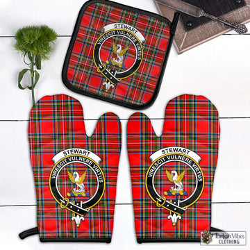 Stewart (Stuart) Tartan Combo Oven Mitt & Pot-Holder with Family Crest Combo 1 Oven Mitt & 1 Pot-Holder Black - Tartan Vibes Clothing