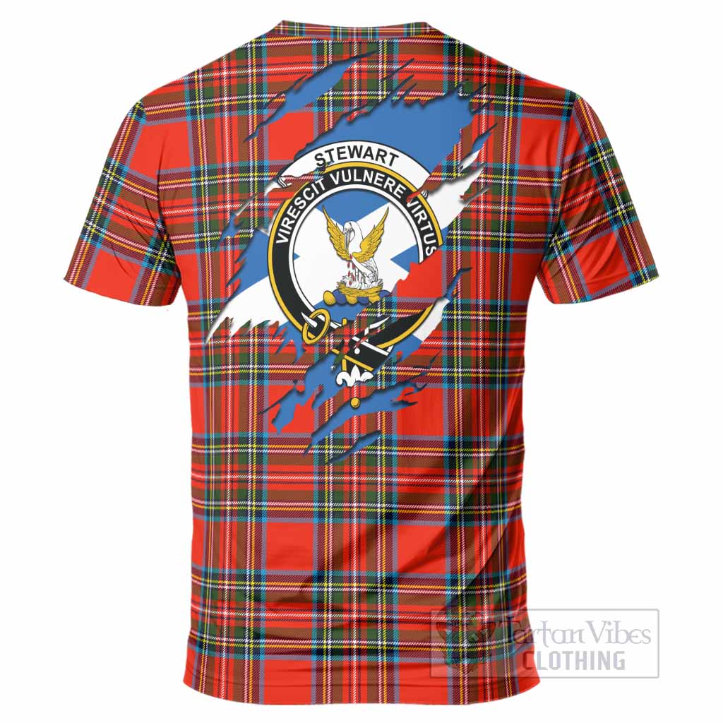 Stewart (Stuart) Clan Crest In Me Tartan T-Shirt Scotland Flag Style