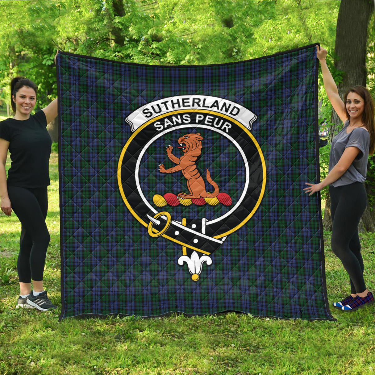 sutherland-tartan-quilt-with-family-crest