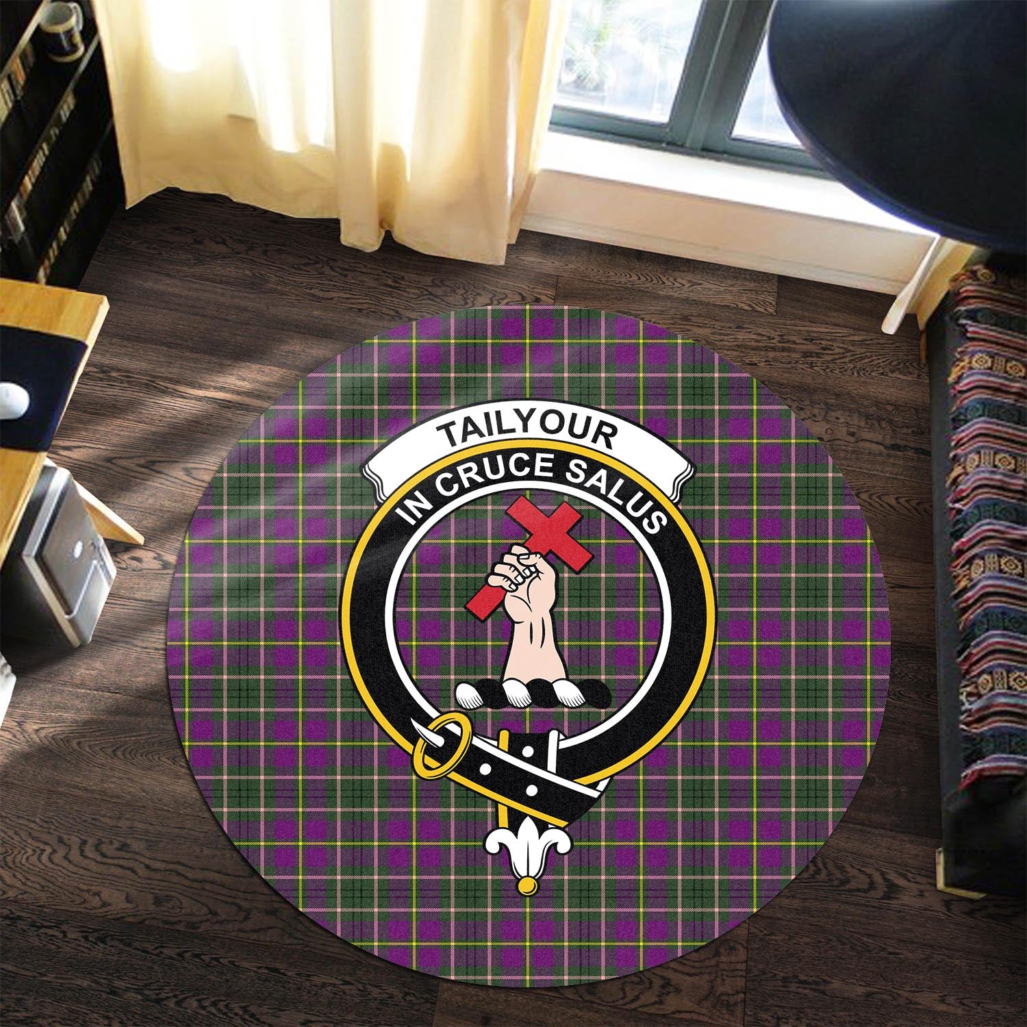 taylor-tartan-round-rug-with-family-crest