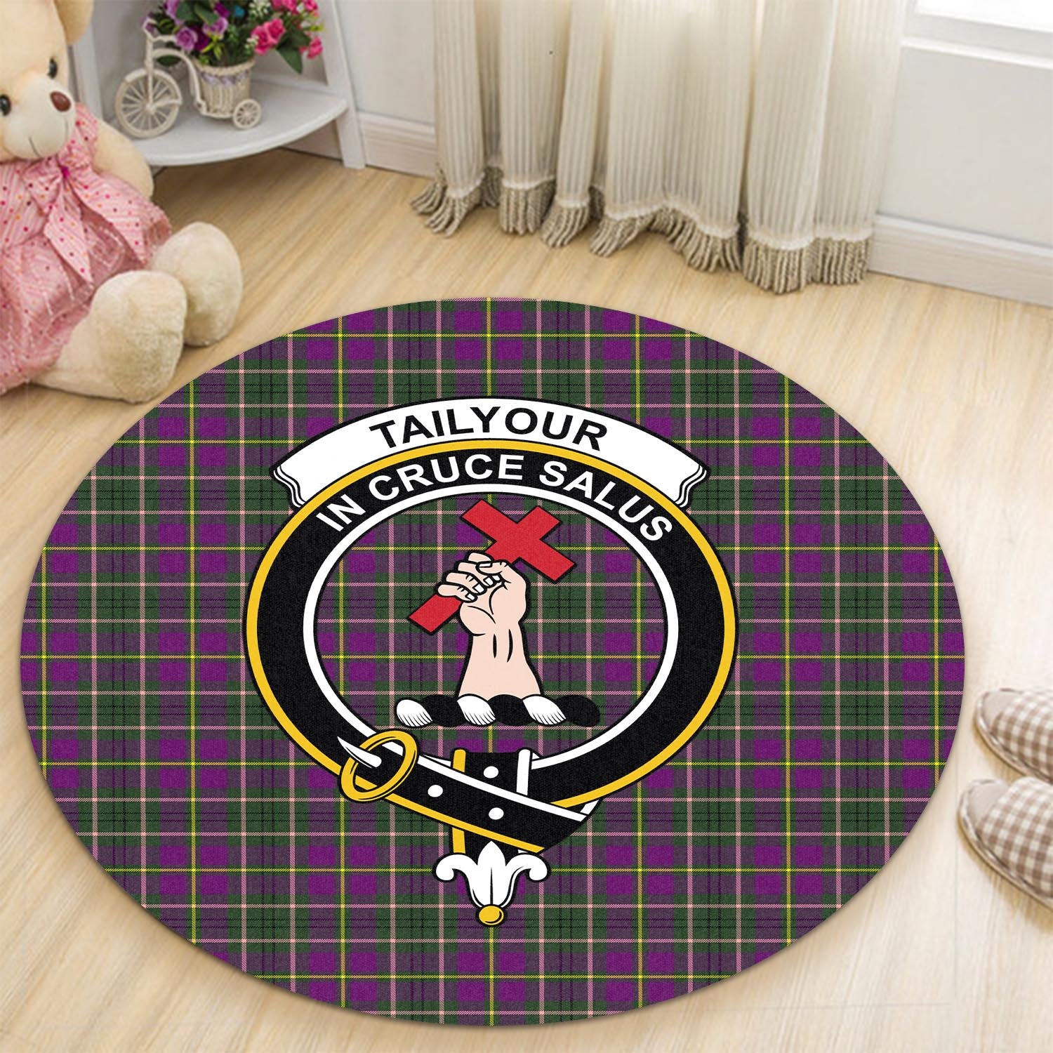 taylor-tartan-round-rug-with-family-crest