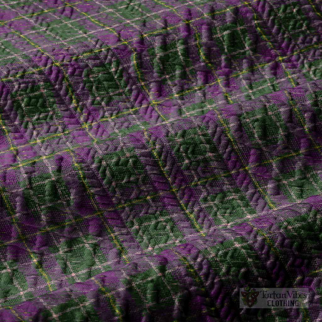 Taylor (Tailyour) Tartan Men’s Polo Sweater Top with Family Crest