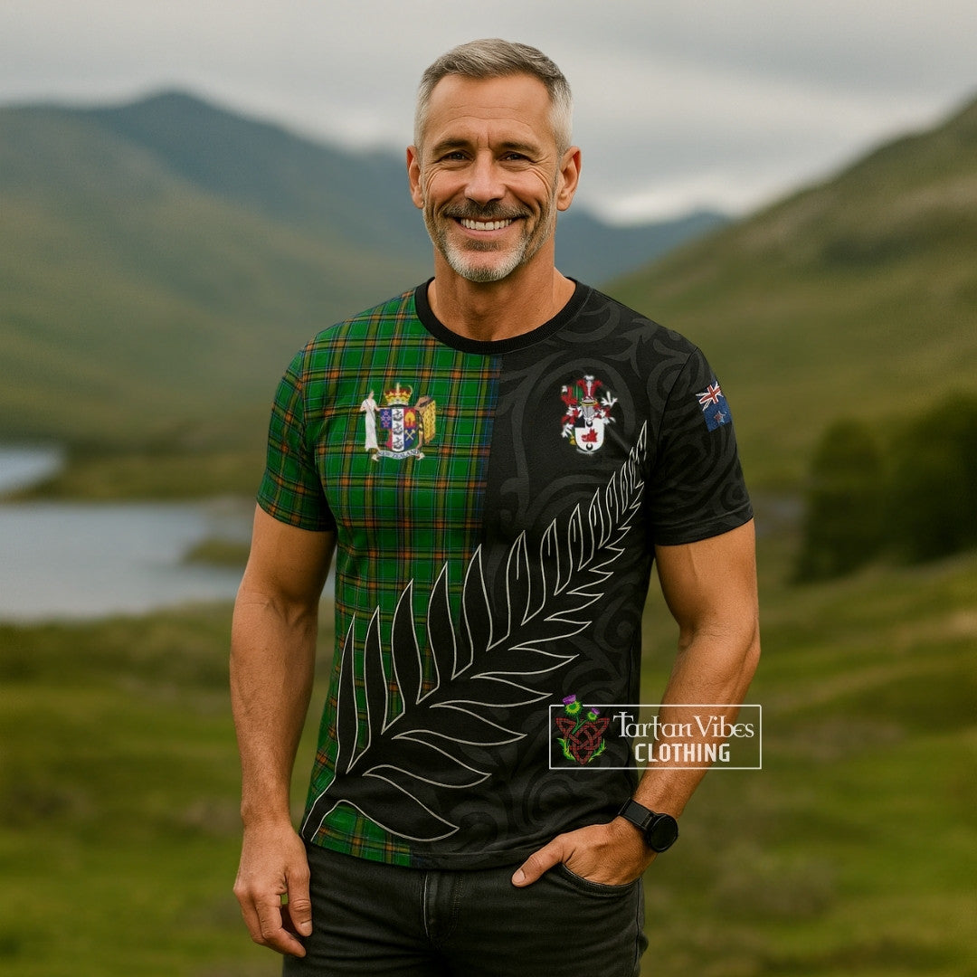 Tennent Irish Clan Tartan T-Shirt with Coat of Arms New Zealand Silver Fern Half Style