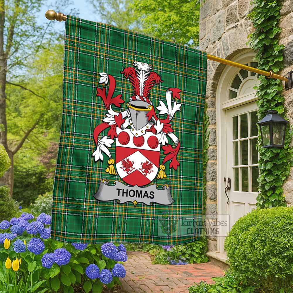Thomas Irish Clan Tartan Flag with Coat of Arms