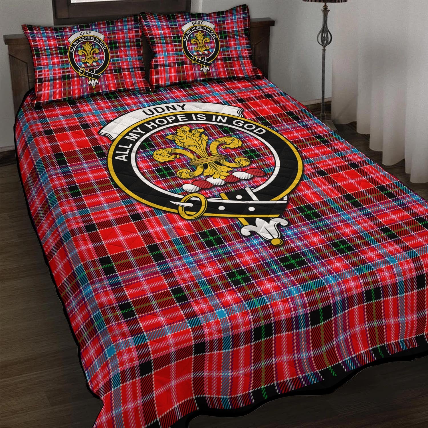 Udny Tartan Quilt Bed Set with Family Crest - Tartan Vibes Clothing