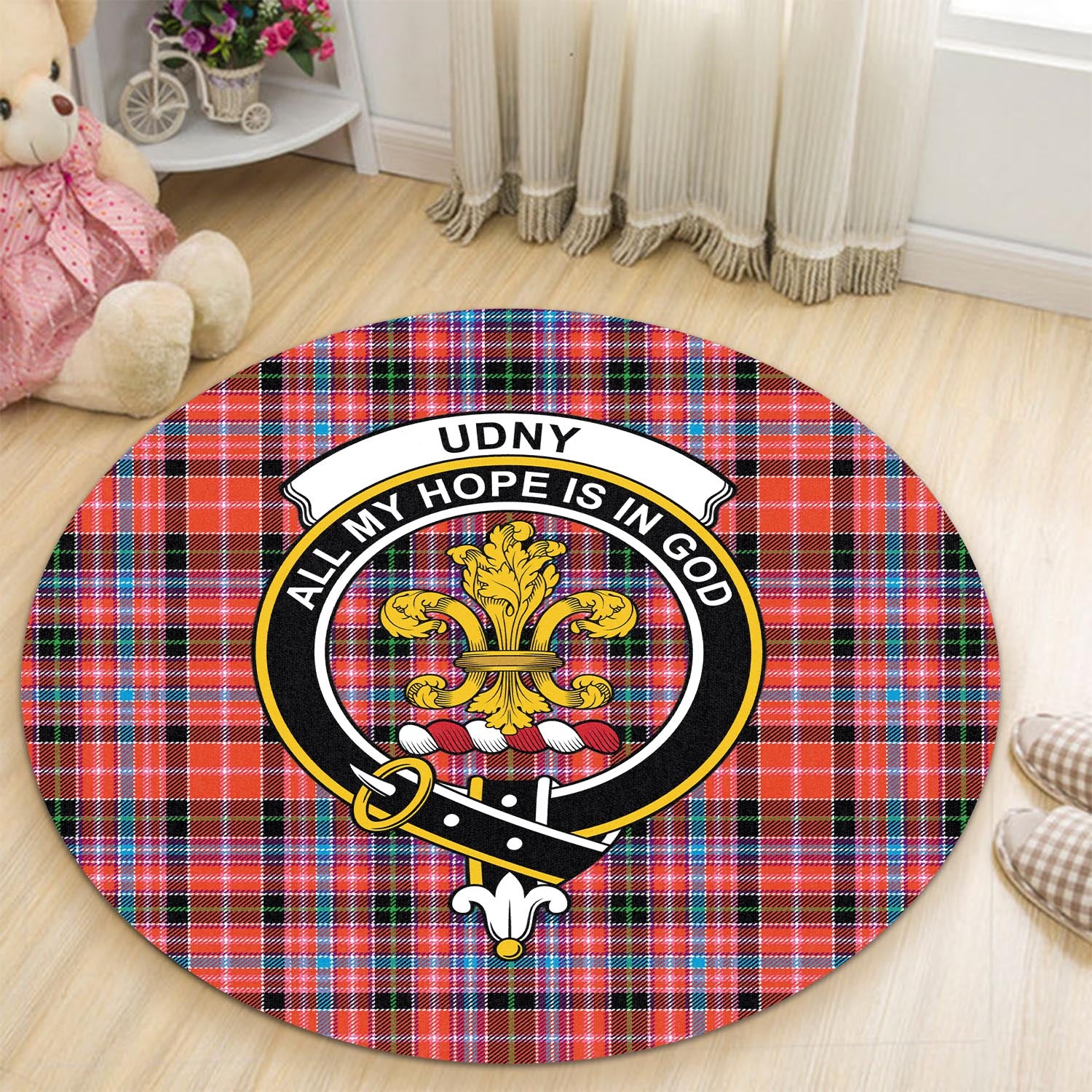 udny-tartan-round-rug-with-family-crest