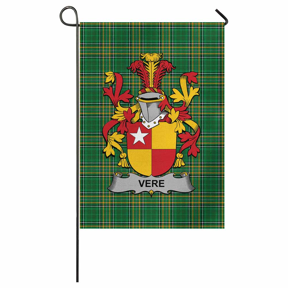 Vere Irish Clan Tartan Flag with Coat of Arms