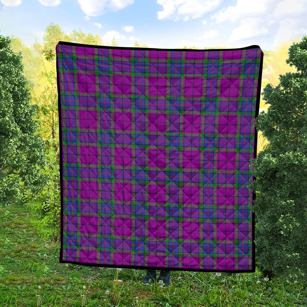 wardlaw-modern-tartan-quilt