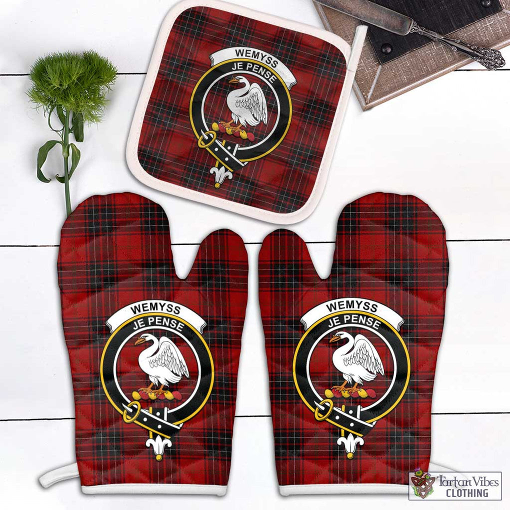 Wemyss Tartan Combo Oven Mitt & Pot-Holder with Family Crest Combo 1 Oven Mitt & 1 Pot-Holder White - Tartan Vibes Clothing