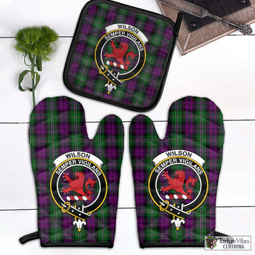 Wilson Tartan Combo Oven Mitt & Pot-Holder with Family Crest Combo 1 Oven Mitt & 1 Pot-Holder Black - Tartan Vibes Clothing