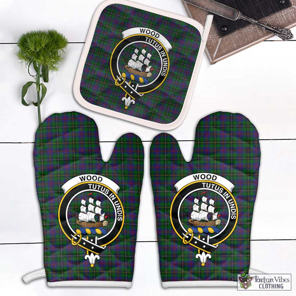 Wood Tartan Combo Oven Mitt & Pot-Holder with Family Crest Combo 1 Oven Mitt & 1 Pot-Holder White - Tartan Vibes Clothing