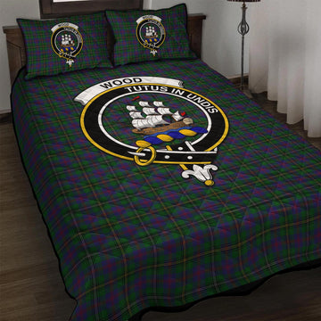 Wood Tartan Quilt Bed Set with Family Crest